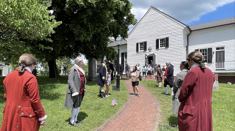 The Virginia Convention of March 23, 1775 is re-enacted every Sunday in summer at 2 pm with actors representing Thomas Jefferson, George Washington, Patrick Henry and others. After the performance , costumned colonials line the path to greet tourists attending the event. 